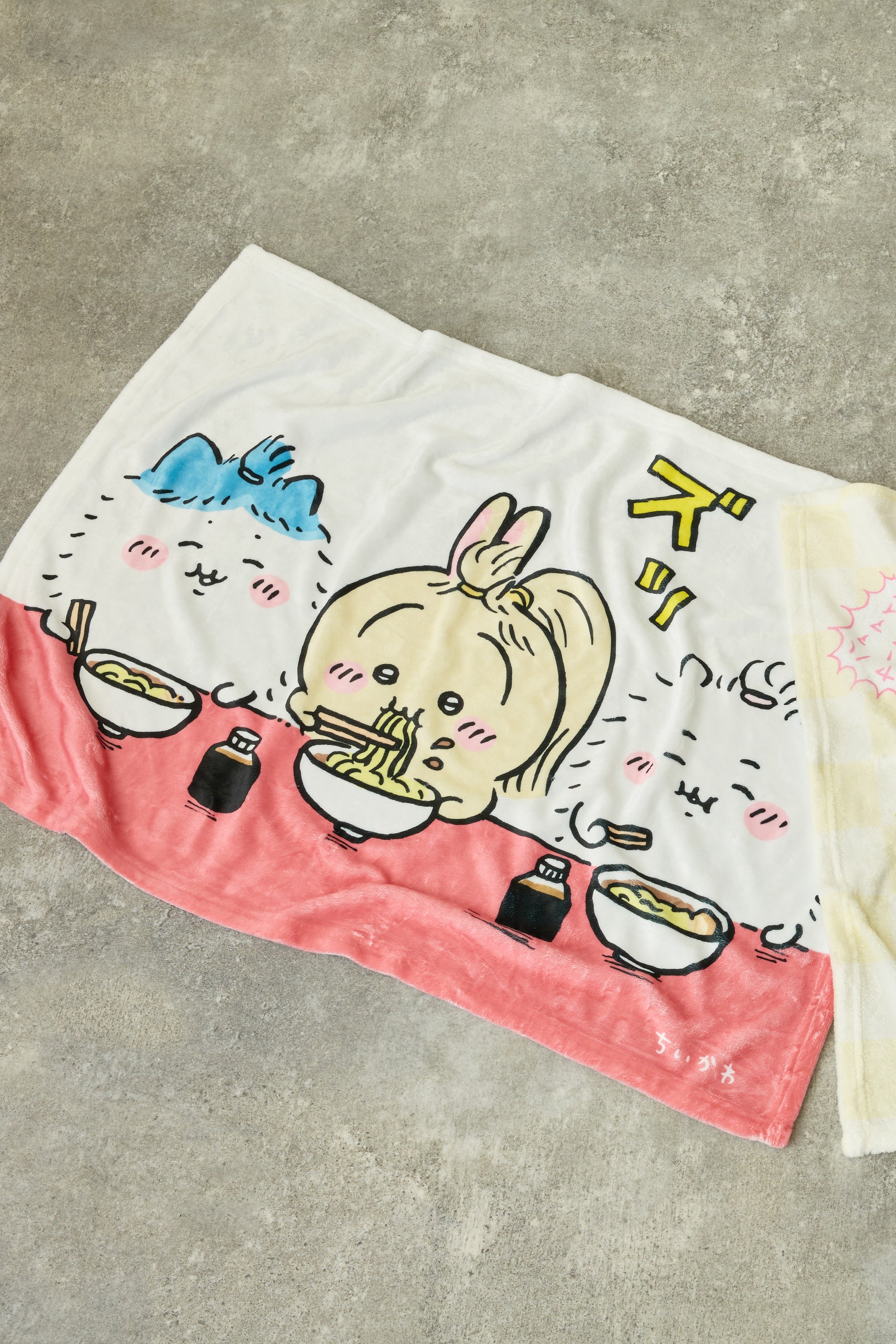 ちいかわ　リカルデント　非売品ブランケット ちいかわ ズッ ブランケット – Talking ODM