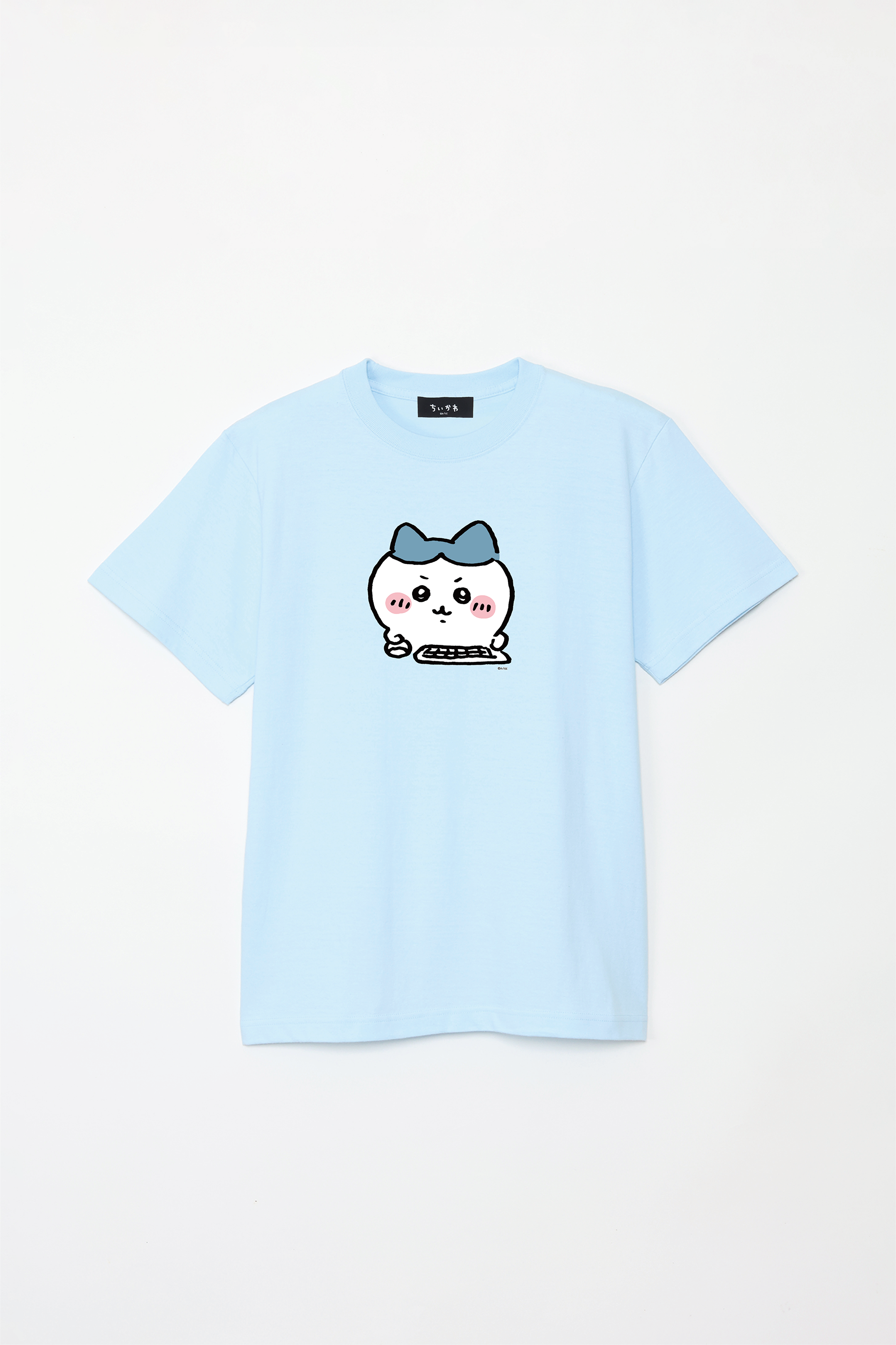 ちいかわ スイスイ(ハチワレ) Tシャツ – Talking ODM ちいかわ スイスイ(ハチワレ) Tシャツ – Talking ODM